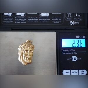Vintage 1960s Handmade 18K Solid Yellow Gold Jesus Pendant.
